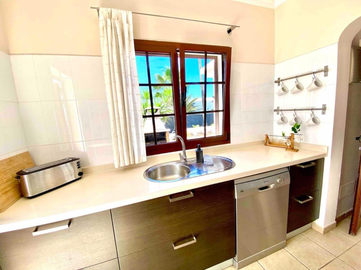 Villa Agatha, Vacaciones En Familia En Lanzarote Коста Бланка Экстерьер фото